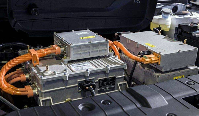 龙湖新能源汽车销量亮眼 带动锂电池满产满销