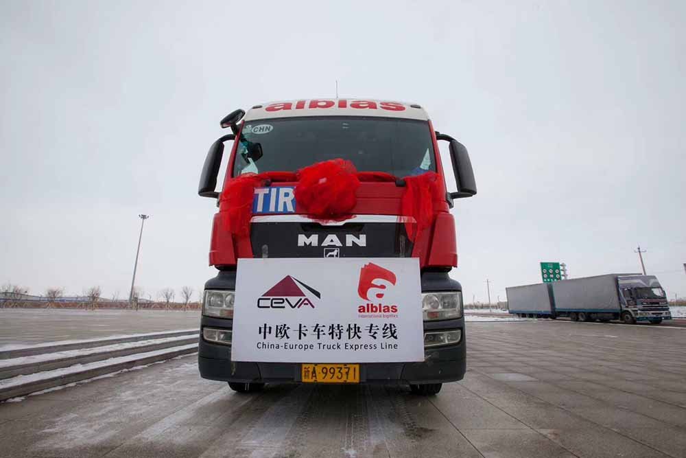 正蓝又是MAN！仅用13天！辆中欧TIR国际货运卡车从中国运抵波兰