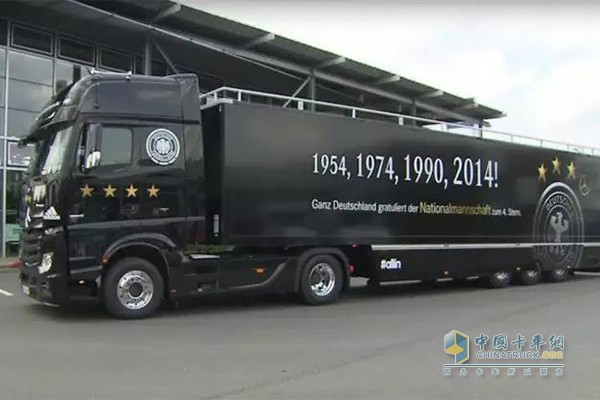 2014世界杯德国队新Actros巡展卡车